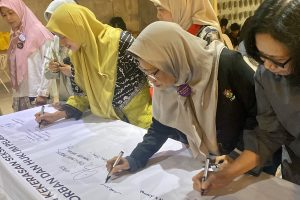 Deputy Chair of Unhas PPK Task Force Speaks at Talk Show and Public Campaign “Makassar Sexual Violence Emergency” by Project Baik